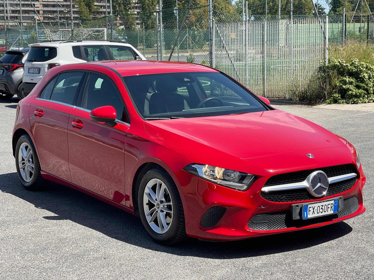 MERCEDES-BENZ A 180 Automatic Business Extra 1.5 Benzina Euro6 - 7
