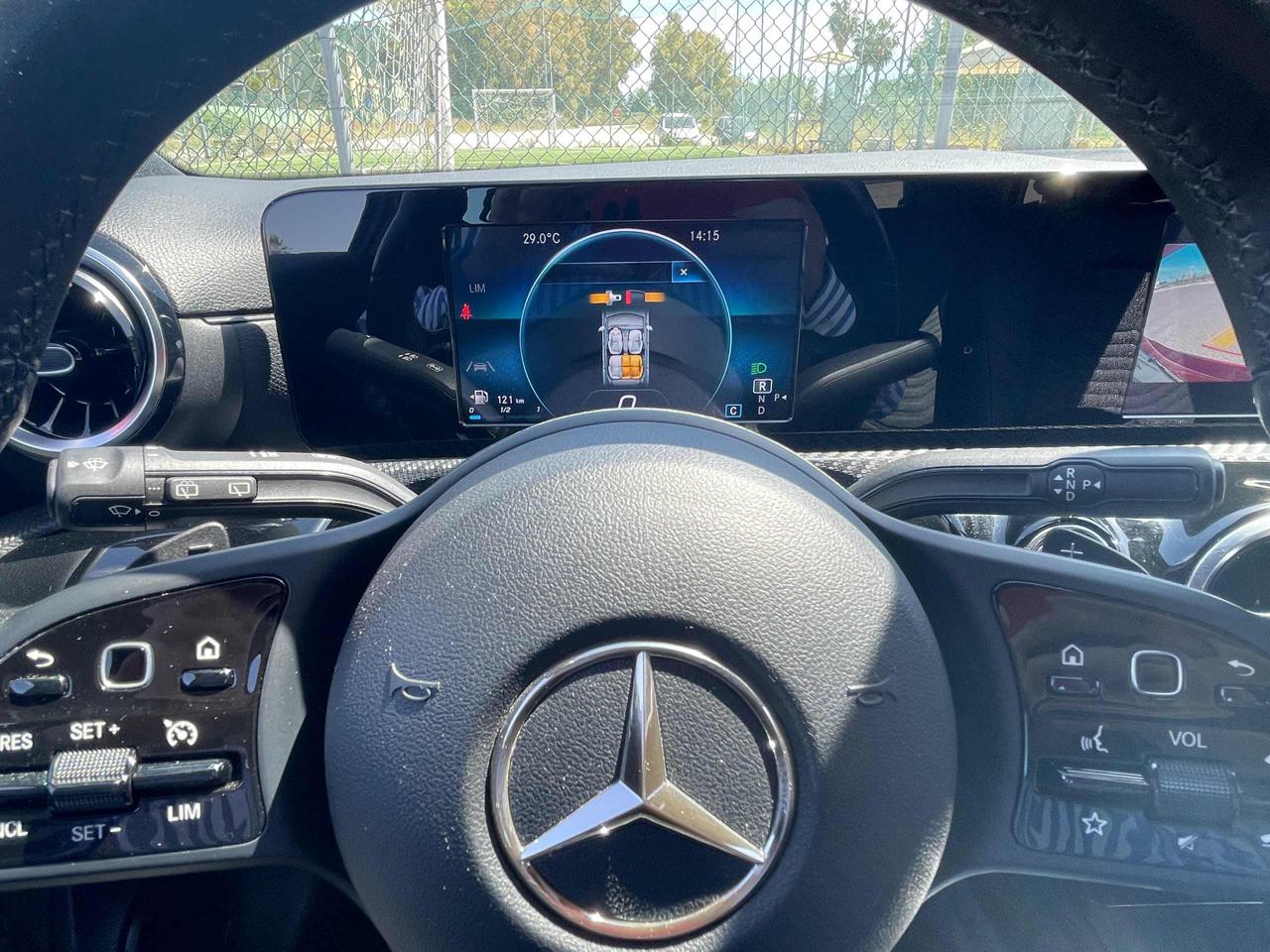 MERCEDES-BENZ A 180 Automatic Business Extra 1.5 Benzina Euro6 - 11