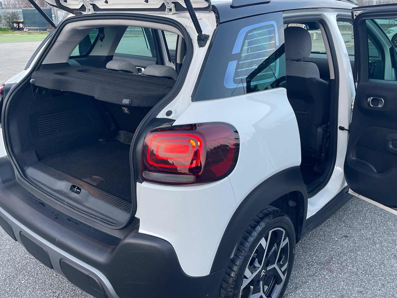 CITROEN C3 Aircross BlueHDi 110 S&S Shine Pack Bicolor Bianco Nero - 5