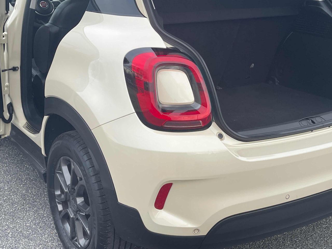 FIAT 500X 1.0 T3 120 CV Lounge Bicolore Avorio Nero 11.900€ - 24