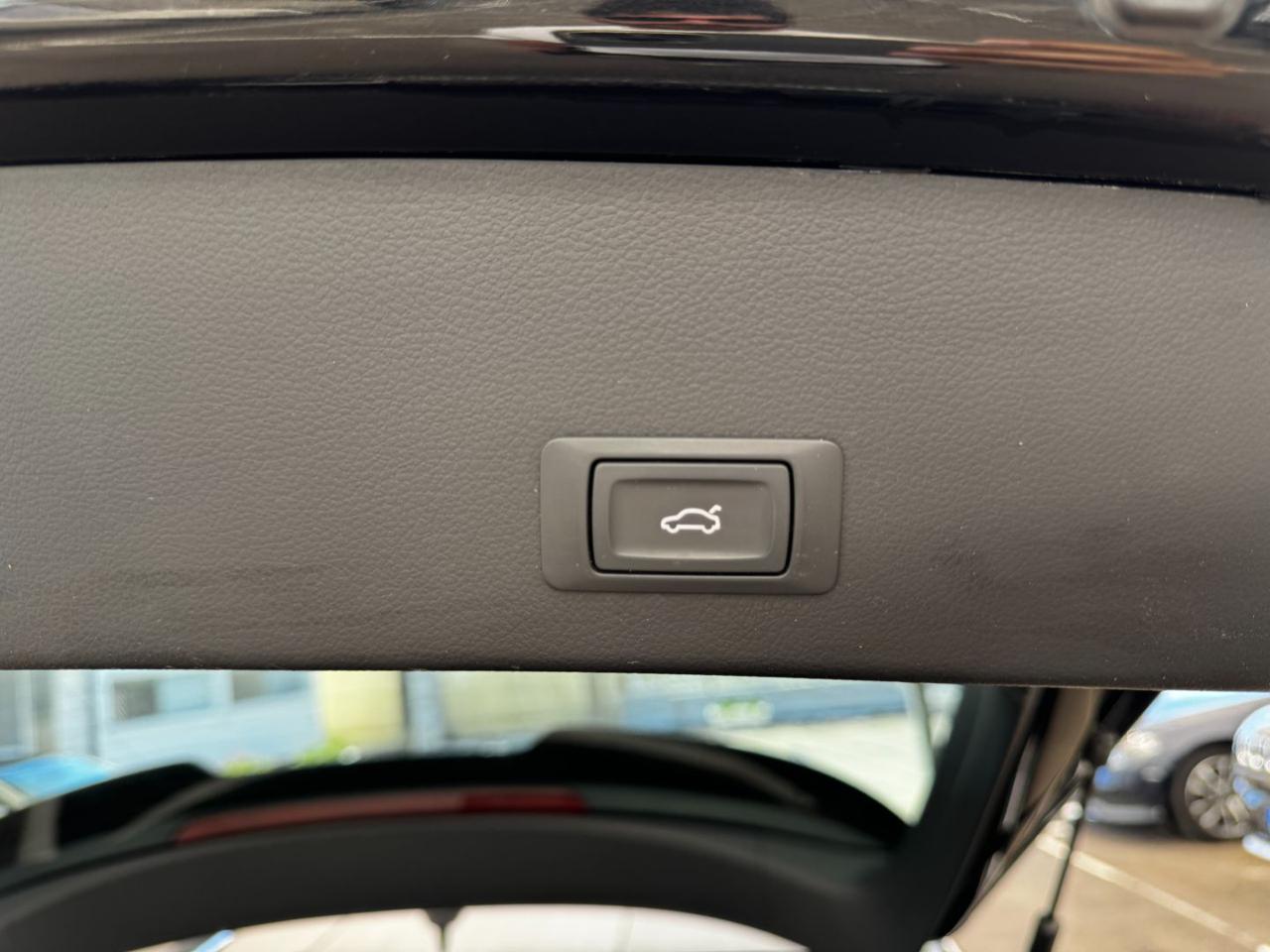 AUDI A6 Avant 2.0 TDI 190cv S-Tronic ultra S-Line - 31