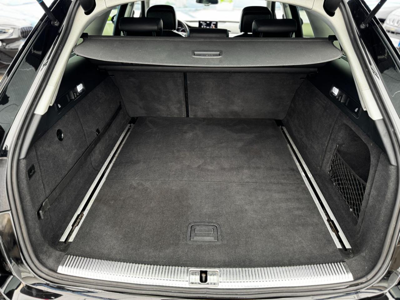 AUDI A6 Avant 2.0 TDI 190cv S-Tronic ultra S-Line - 29