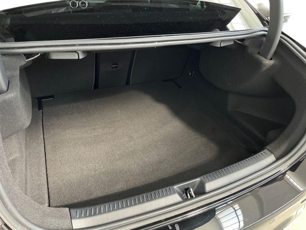 MERCEDES-BENZ A 180 d Automatic Sedan AMG Line Advanced Plus - 12