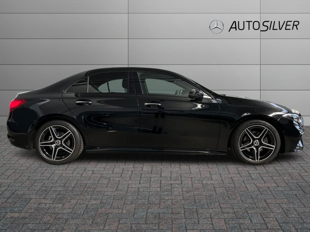 MERCEDES-BENZ A 180 d Automatic Sedan AMG Line Advanced Plus - 5