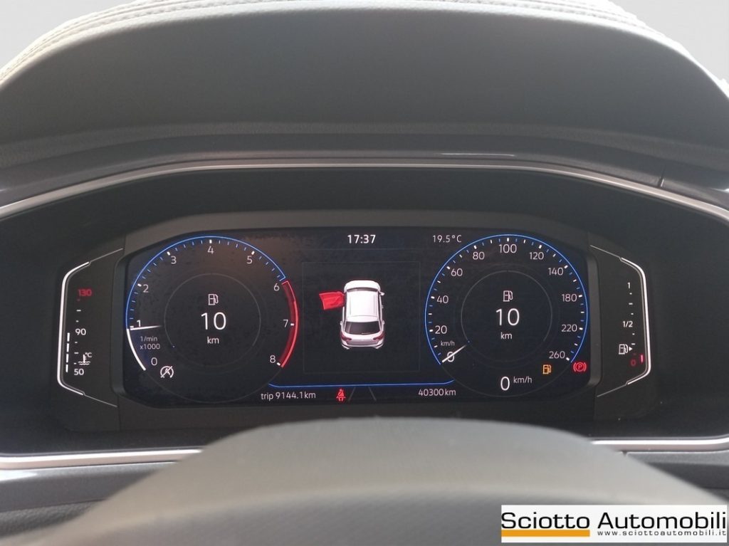 VOLKSWAGEN T-Roc 1.0 TSI Style - 11