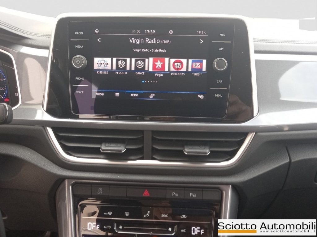 VOLKSWAGEN T-Roc 1.0 TSI Style - 16