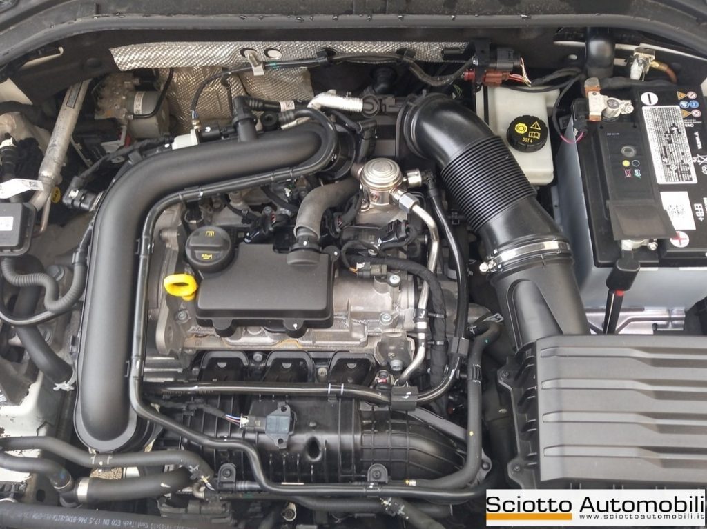 VOLKSWAGEN T-Roc 1.0 TSI Style - 18