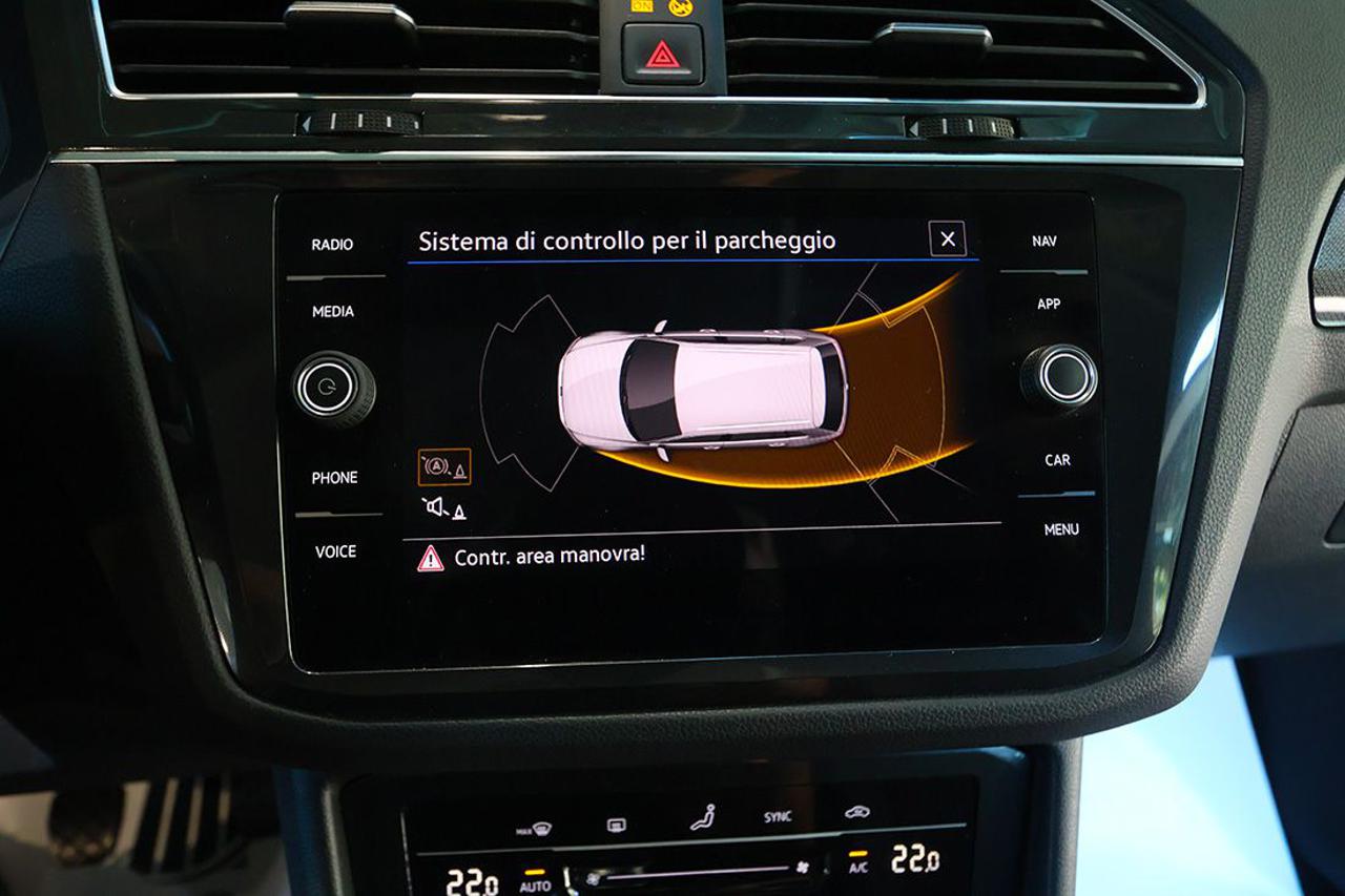 VOLKSWAGEN Tiguan 2.0 TDI SCR Life - 23