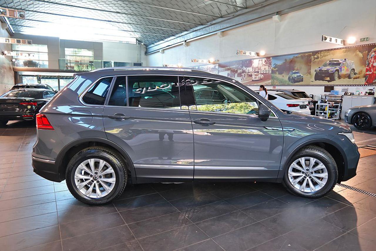 VOLKSWAGEN Tiguan 2.0 TDI 150cv SCR DSG Life - 10