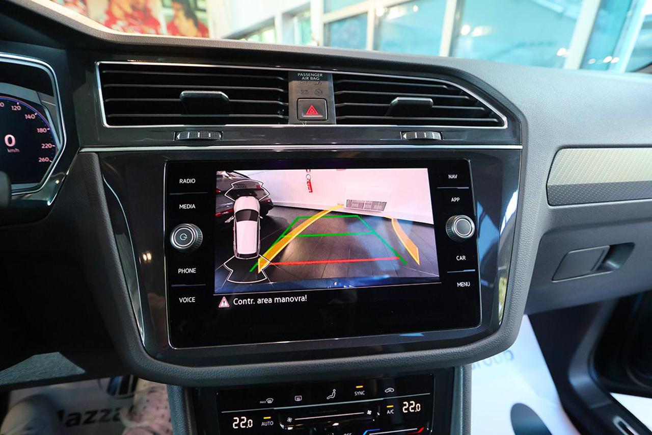 VOLKSWAGEN Tiguan 2.0 TDI 150cv SCR DSG R-Line - 30