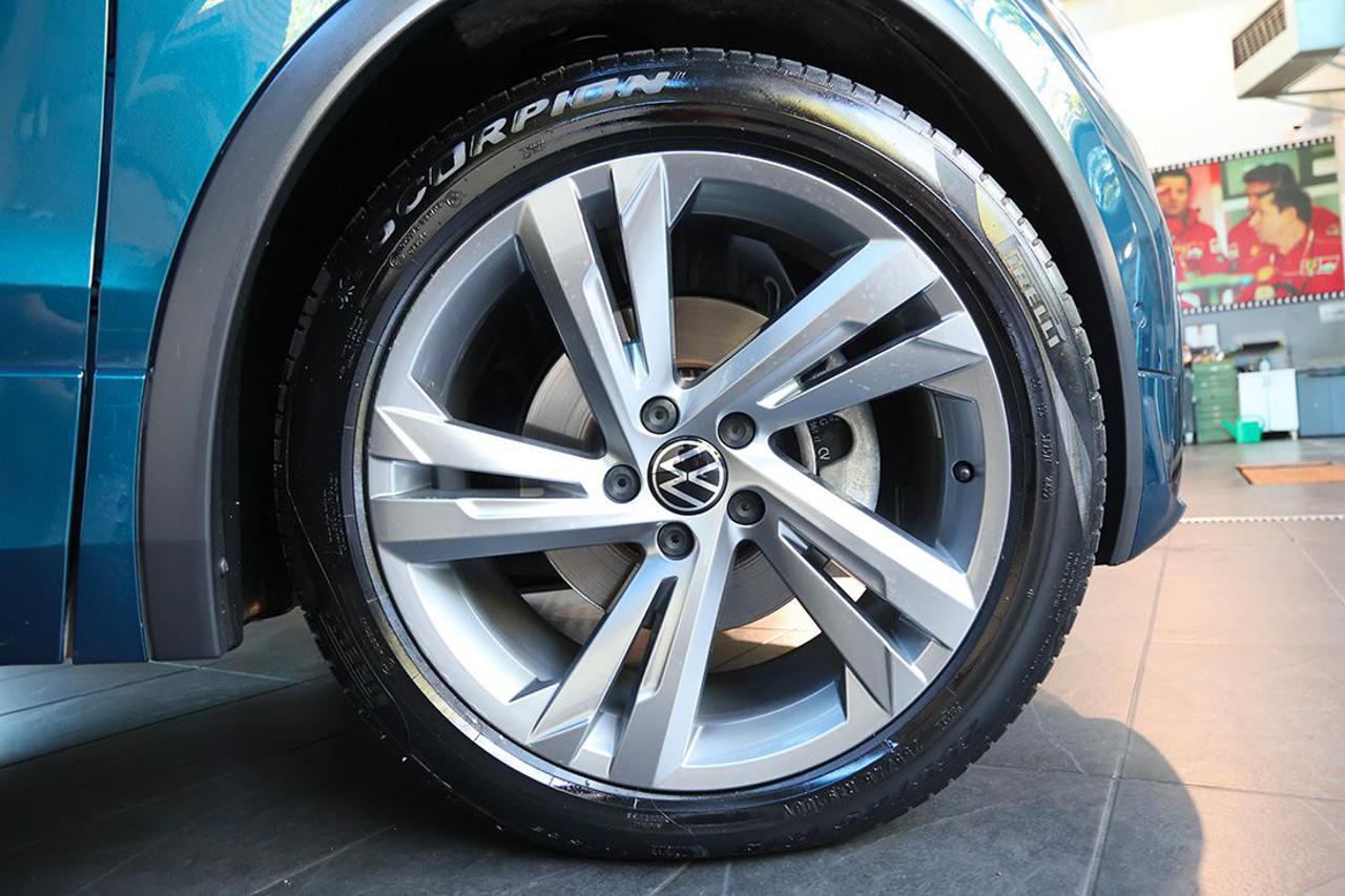 VOLKSWAGEN Tiguan 2.0 TDI 150cv SCR DSG R-Line - 6