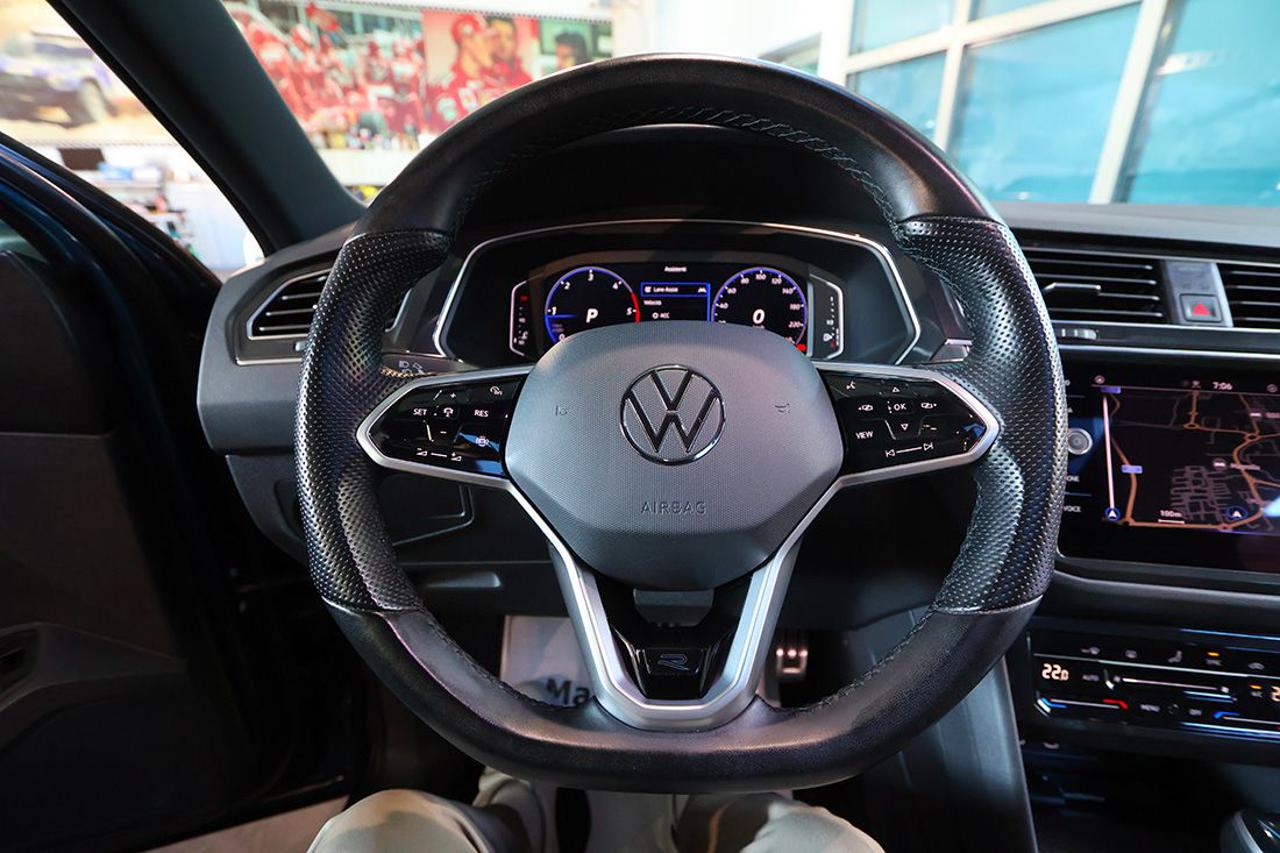 VOLKSWAGEN Tiguan 2.0 TDI 150cv SCR DSG R-Line - 26