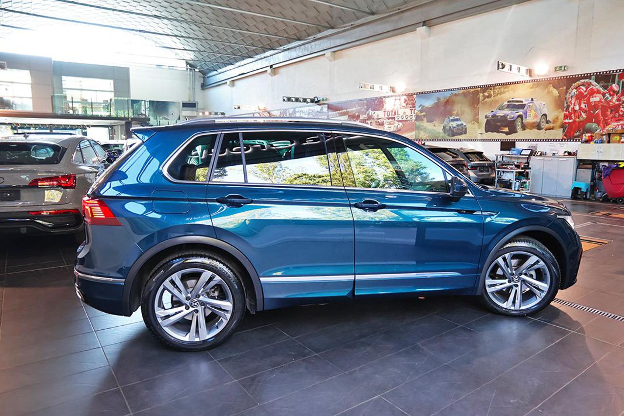 VOLKSWAGEN Tiguan 2.0 TDI 150cv SCR DSG R-Line - 11