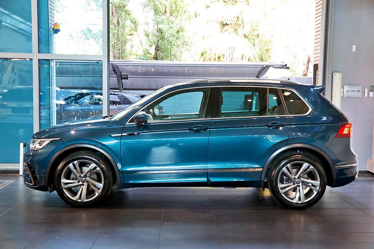 VOLKSWAGEN Tiguan 2.0 TDI 150cv SCR DSG R-Line - 3