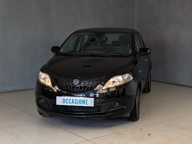 LANCIA Ypsilon Nero pastello