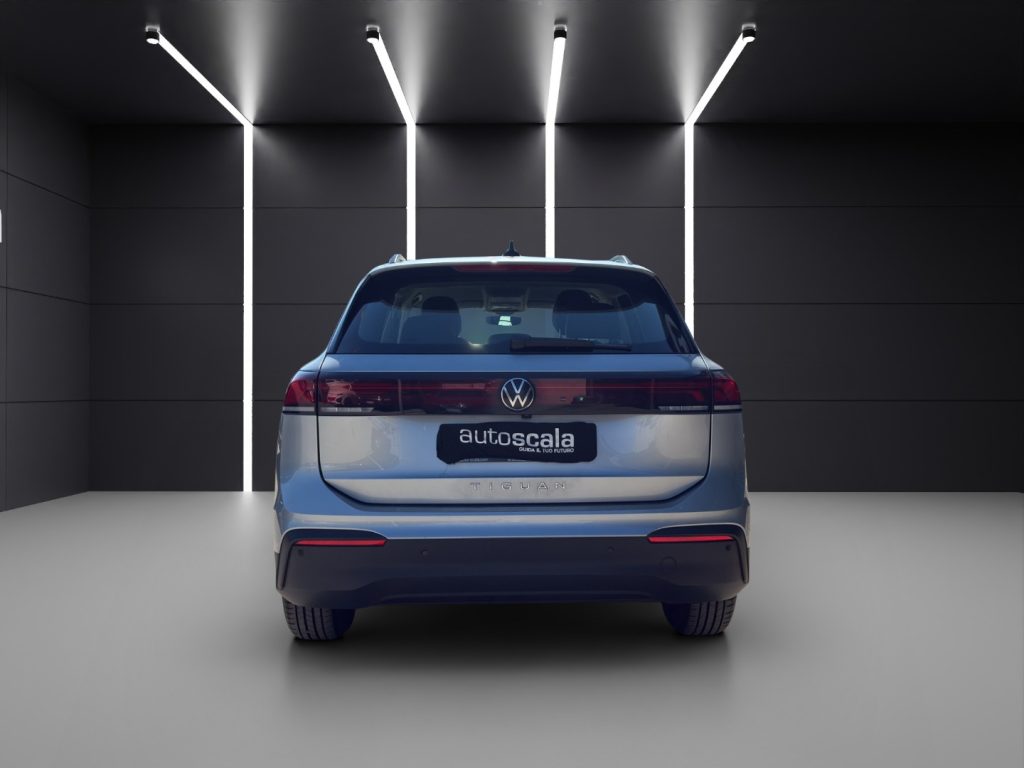 VOLKSWAGEN Tiguan 2.0 TDI 150 CV DSG Life - 4
