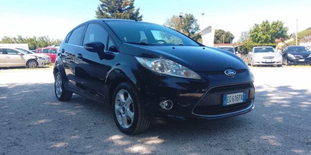 FORD Fiesta Blu metallizzato