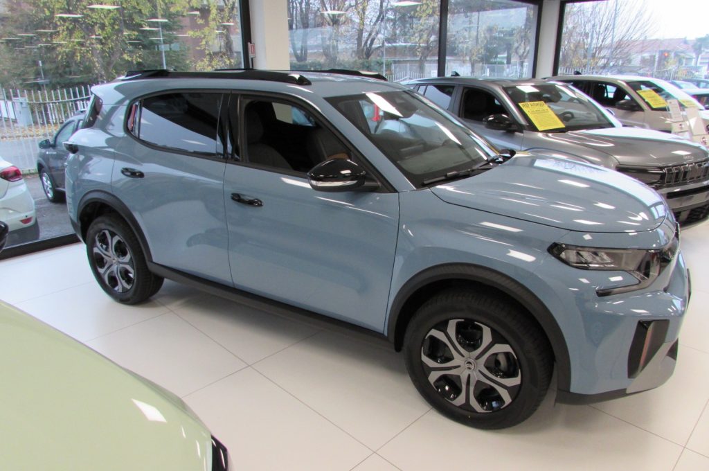 CITROEN C3 Aircross 1.2 PureTech Turbo 100 CV Plus KMZERO - 2