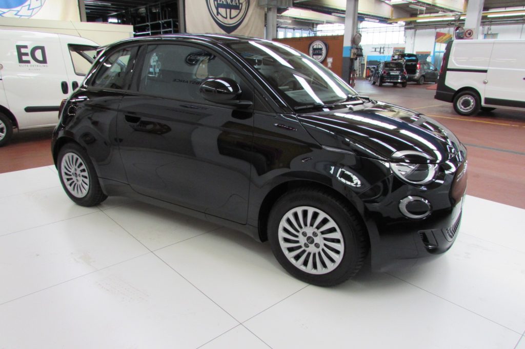 FIAT 500e Berlina 42 kWh AUTONOMIA 320Km. - 2
