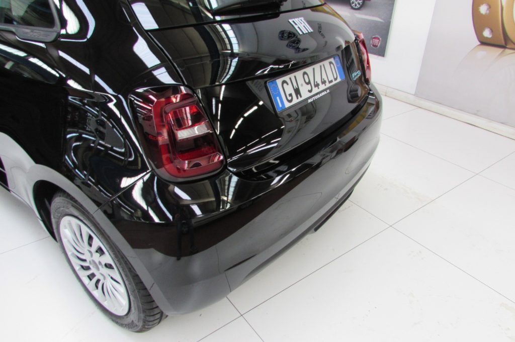 FIAT 500e Berlina 42 kWh AUTONOMIA 320Km. - 14