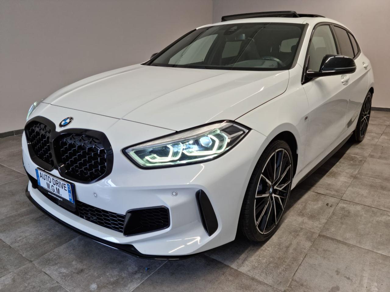 BMW M135 i xDrive - 21
