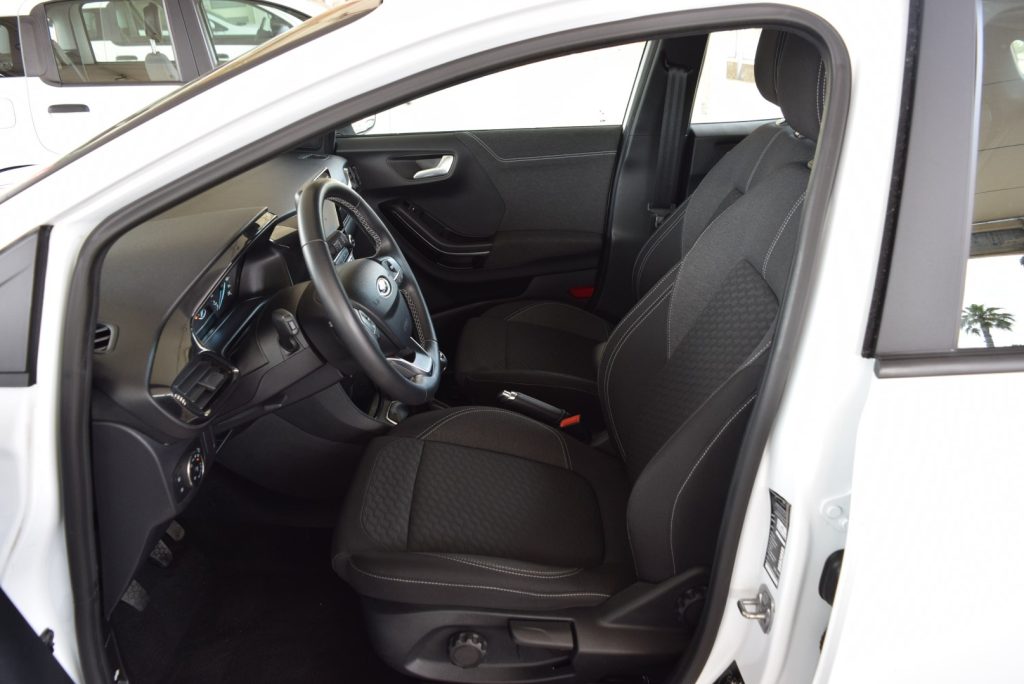 FORD Puma 1.0 EcoBoost Hybrid S&S Titanium 125 CV - 9