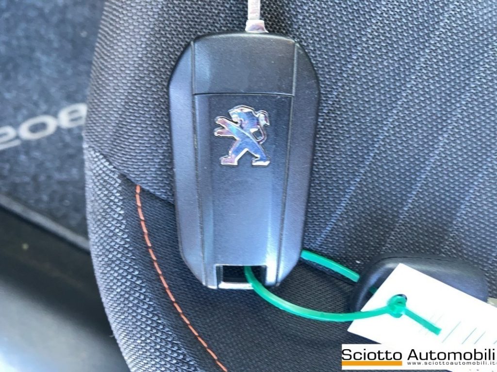 PEUGEOT 208 1.2 Pure Tech 100 5 porte Active Pack - 20