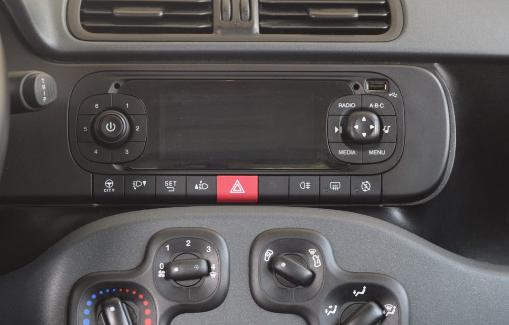 FIAT Panda 1.0 FireFly S&S Hybrid 69CV - 7