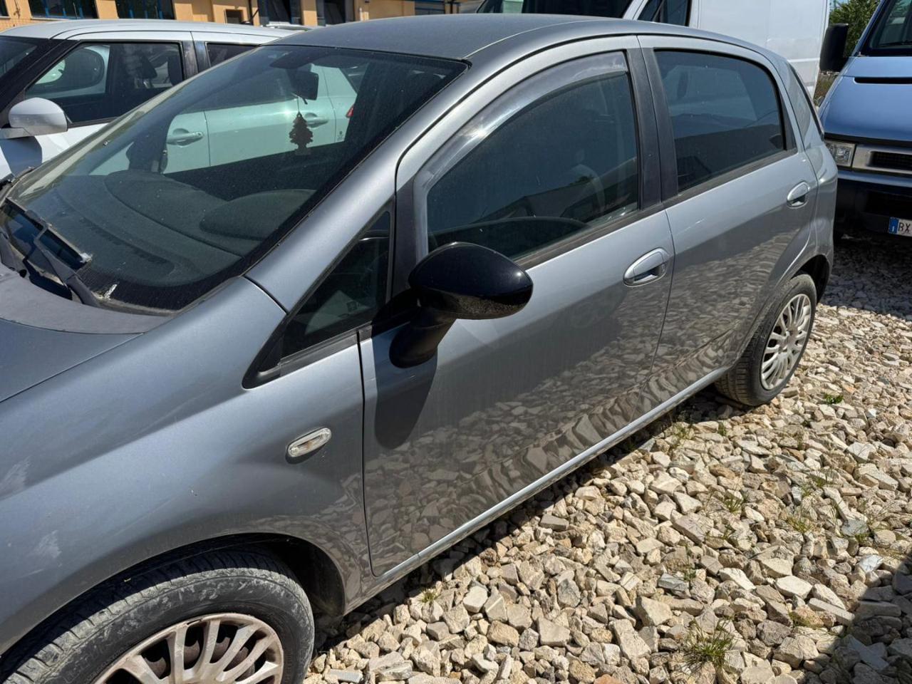 FIAT Punto Evo 1.4 5 porte Dynamic - 2