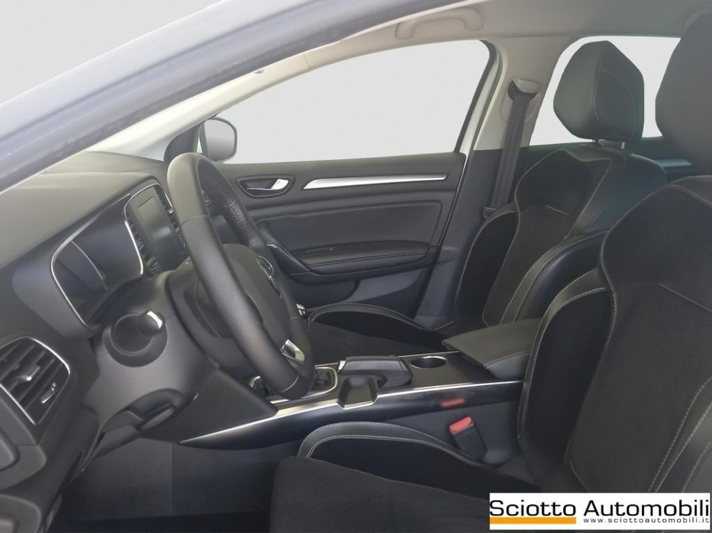 RENAULT Megane Mégane dCi 8V 110 CV EDC Energy Intens - 9