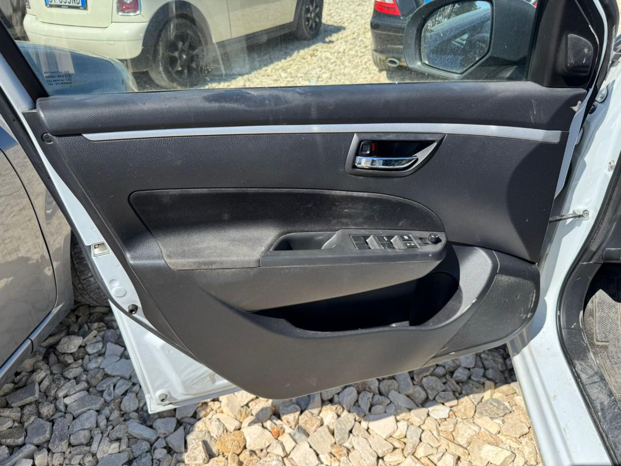 SUZUKI Swift 1.3 DDiS 5 porte GL Top - 8