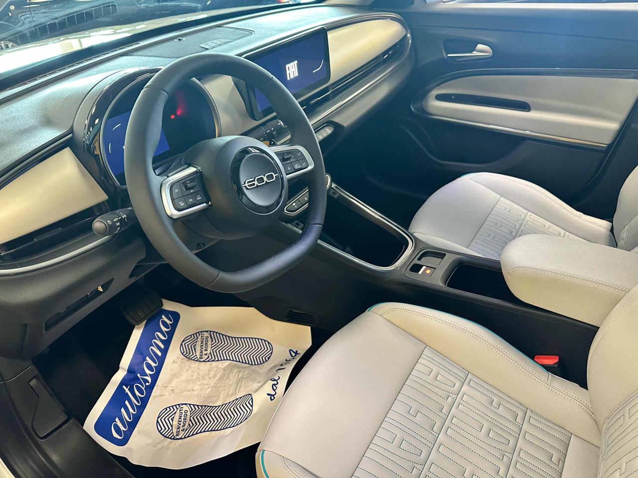 FIAT 600 1.2 Hybrid 145 CV DCT MHEV La Prima KMZERO - 8