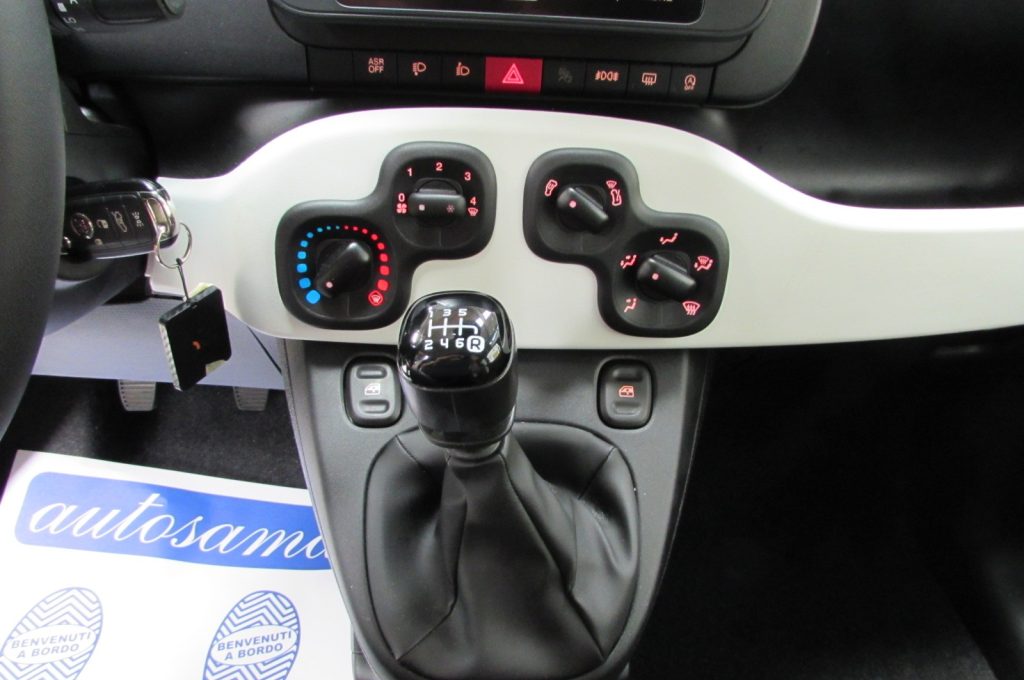 FIAT Panda 1.0 FireFly 70cv S&S Hybrid Pandina - 11
