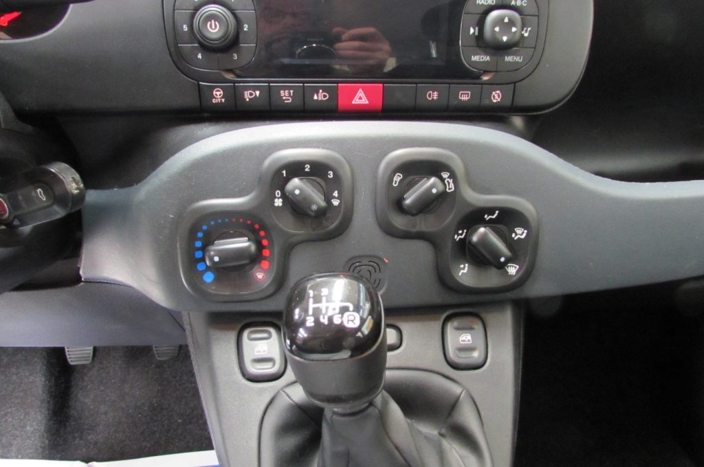 FIAT Panda 1.0 FireFly 70cv S&S Hybrid Easy - 10