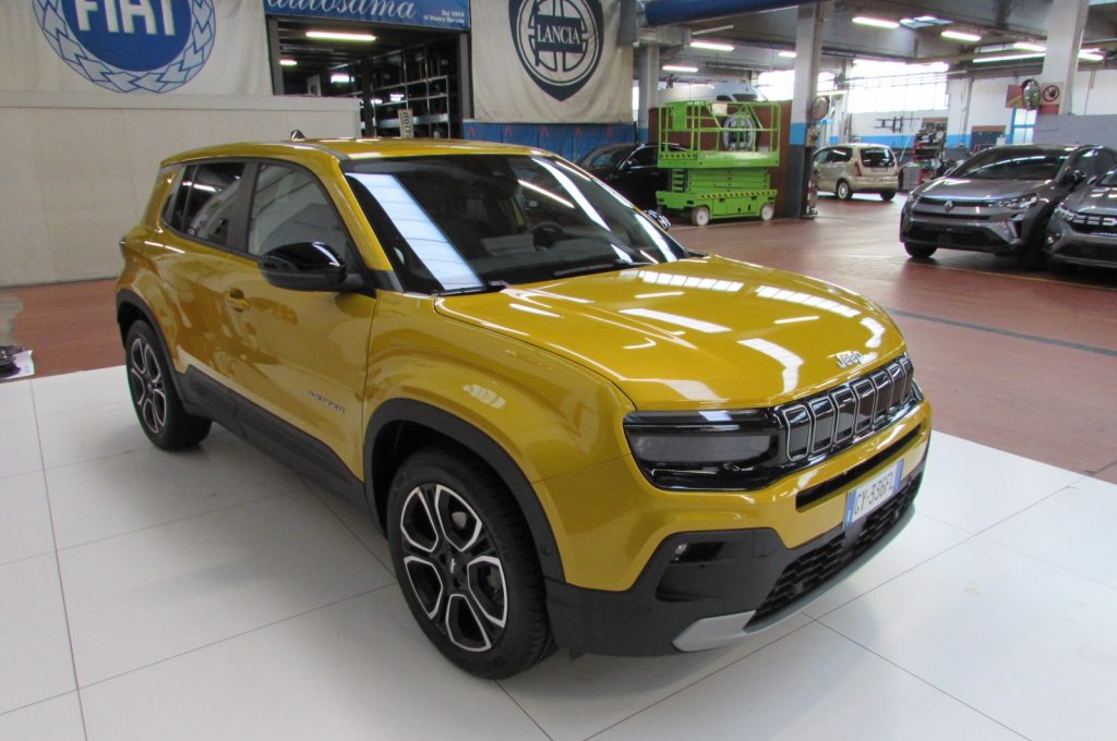 JEEP Avenger 1.2 Turbo 100 CV Summit - 2