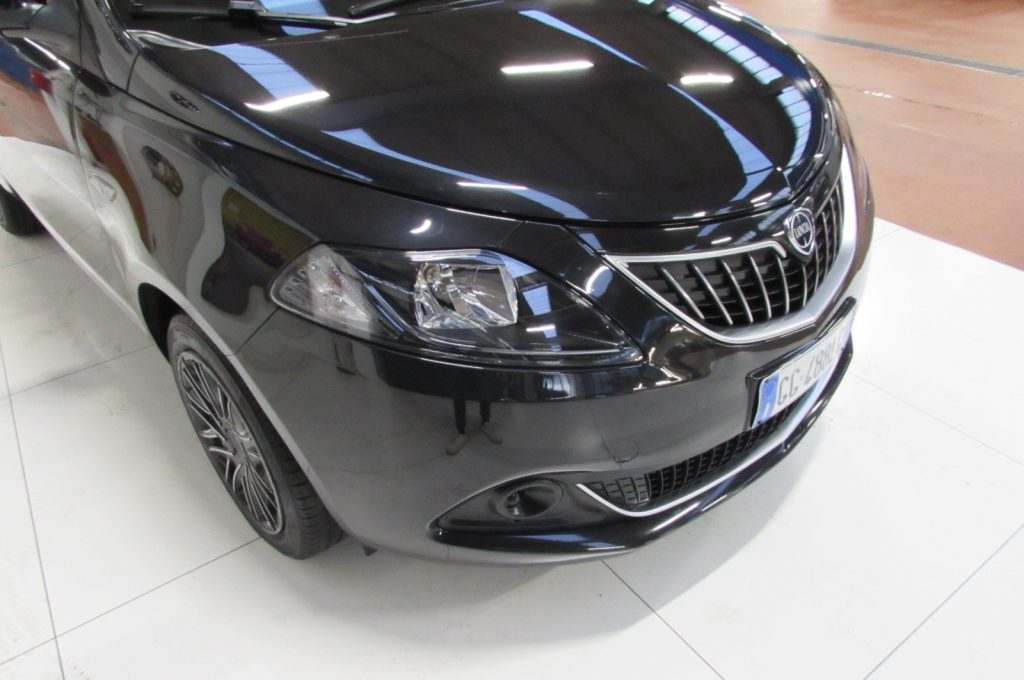 LANCIA Ypsilon 1.0 FireFly 70cv 5 porte S&S Hybrid Ecochic Gold - 16