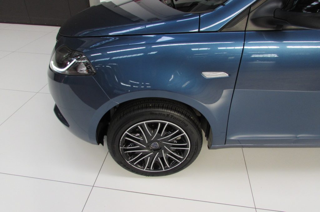 LANCIA Ypsilon 1.0 FireFly 70cv 5 porte S&S Hybrid Gold - 5