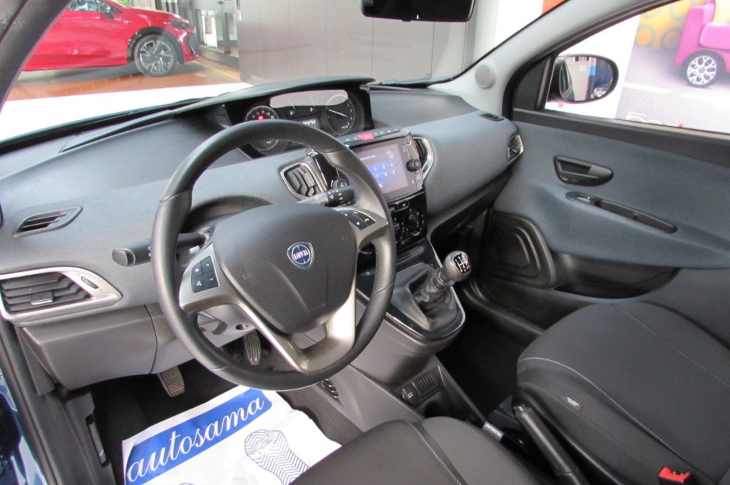 LANCIA Ypsilon 1.0 FireFly 70cv 5 porte S&S Hybrid Gold - 7