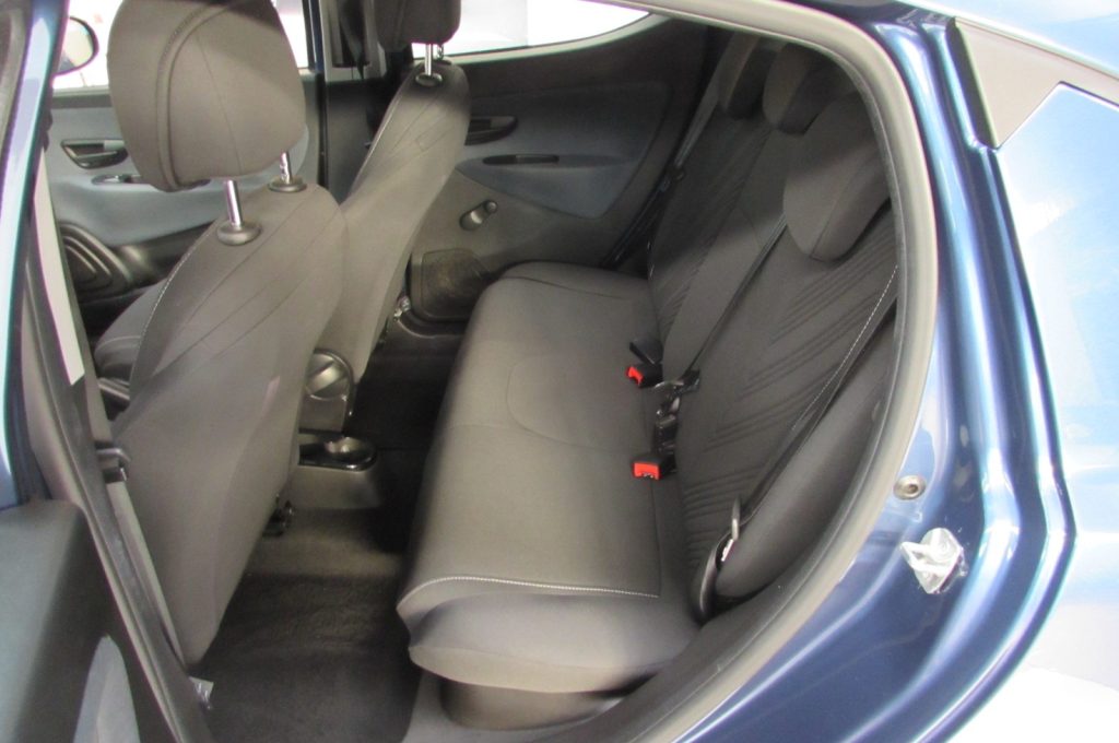 LANCIA Ypsilon 1.0 FireFly 70cv 5 porte S&S Hybrid Gold - 12