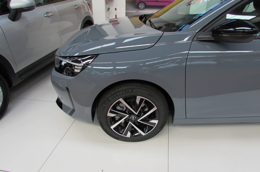 OPEL Corsa 1.2 100 CV GS KMZERO Grafik Grey - 5