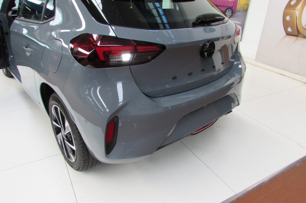 OPEL Corsa 1.2 100 CV GS KMZERO Grafik Grey - 15