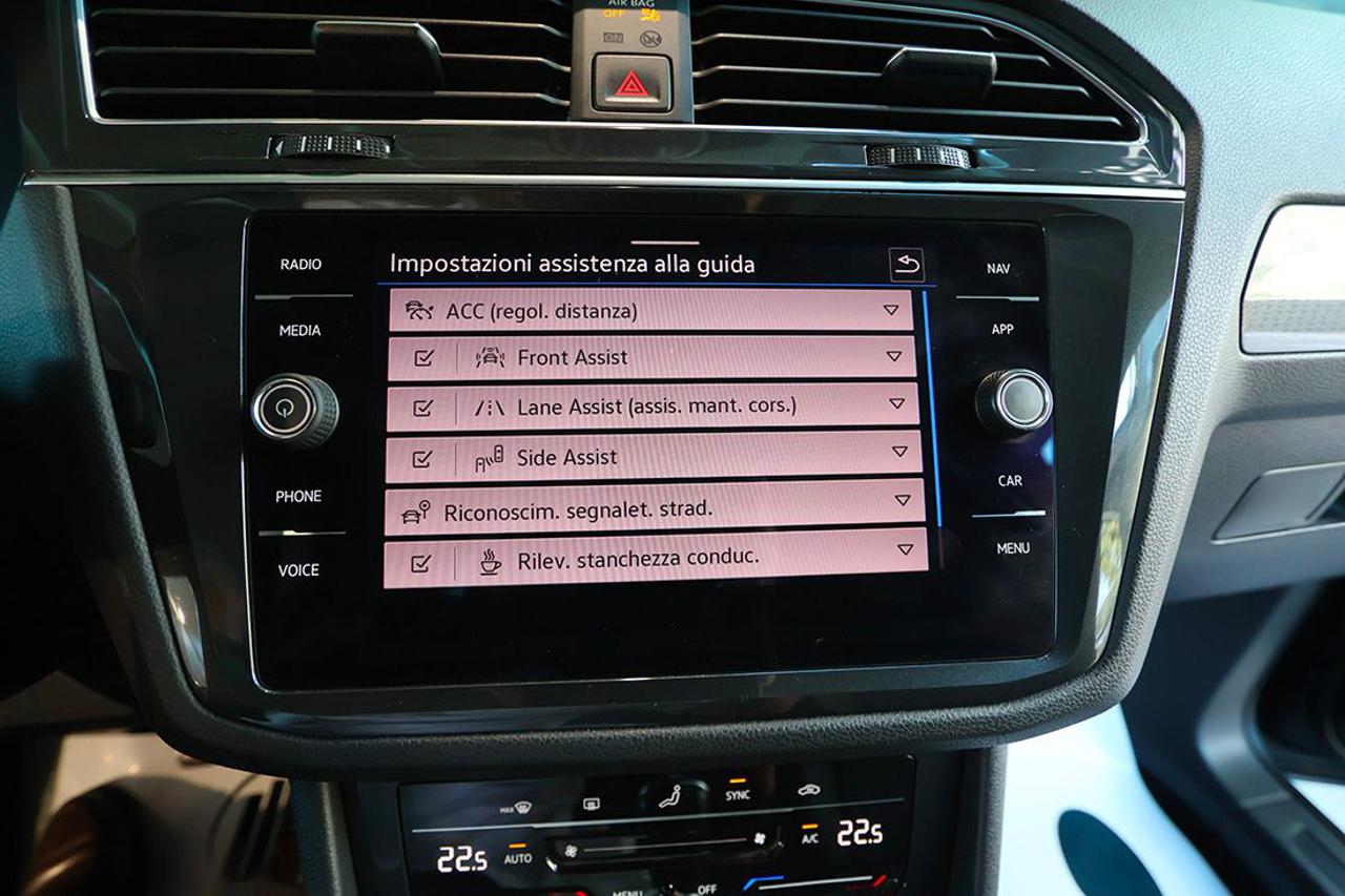 VOLKSWAGEN Tiguan 2.0 TDI SCR Life - 25