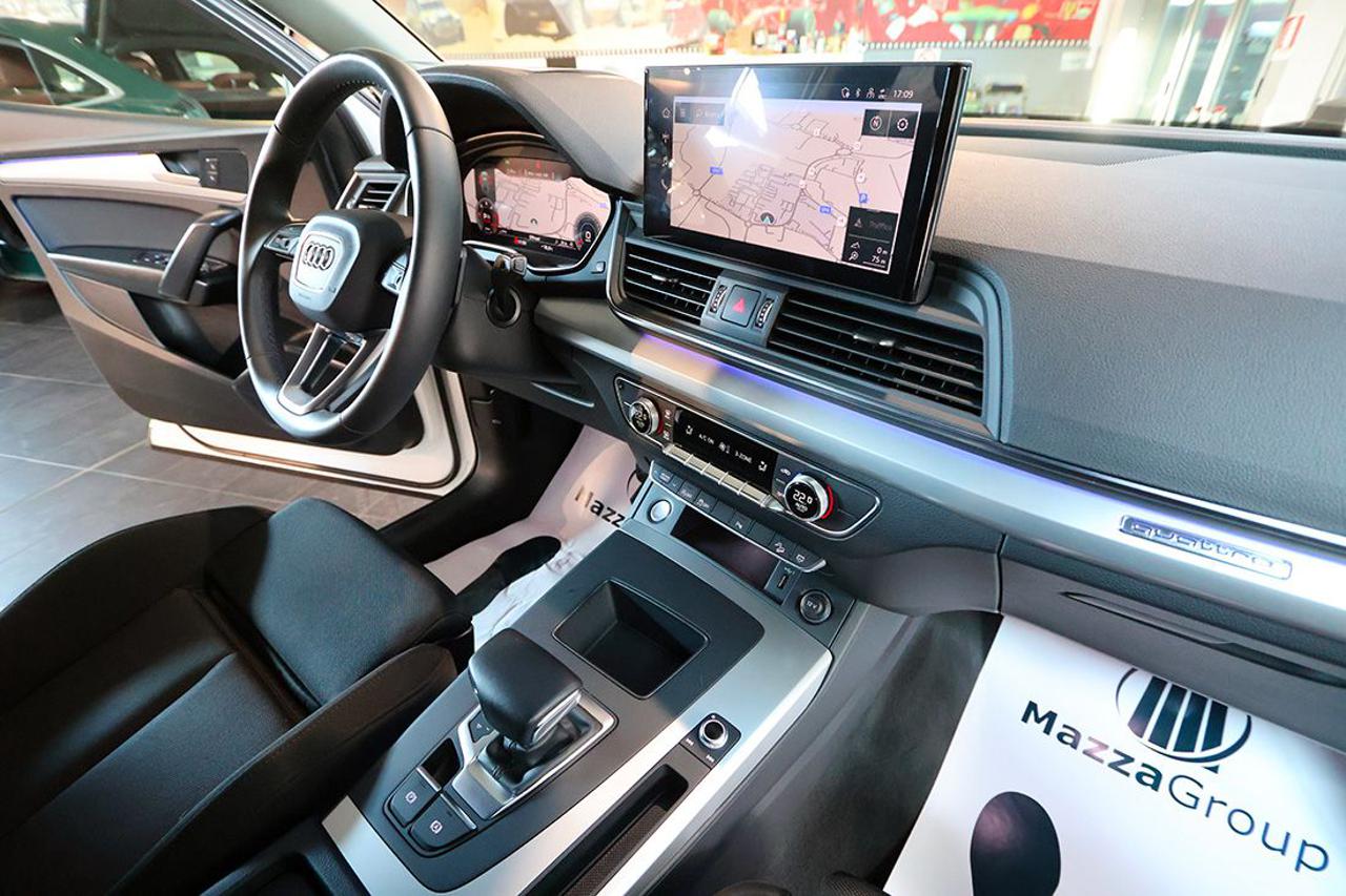 AUDI Q5 40 TDI Sportback Quattro S-Tronic S-Line - 36