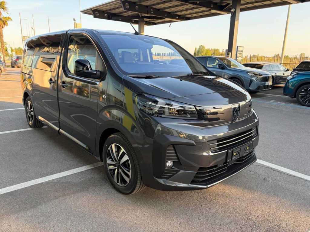 PEUGEOT Traveller BlueHDi 180 S&S EAT8 Standard Business Vip - 2