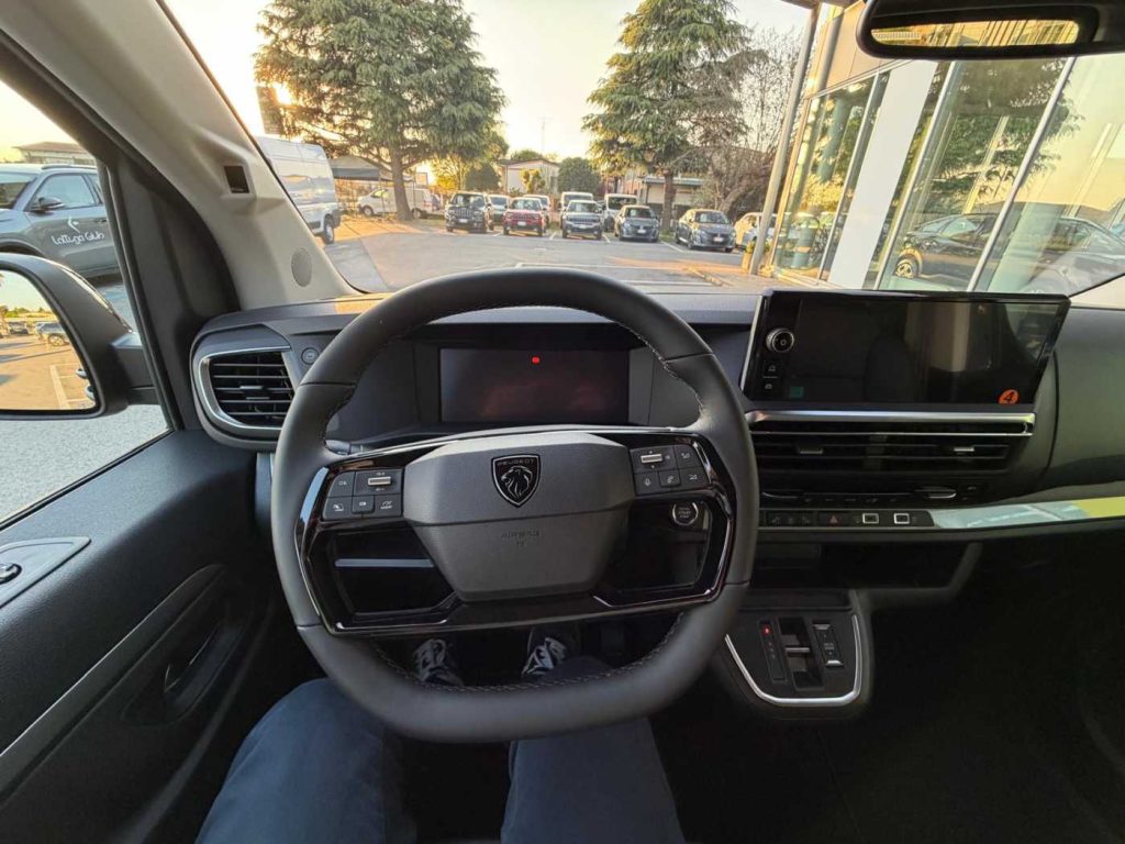 PEUGEOT Traveller BlueHDi 180 S&S EAT8 Standard Business Vip - 14