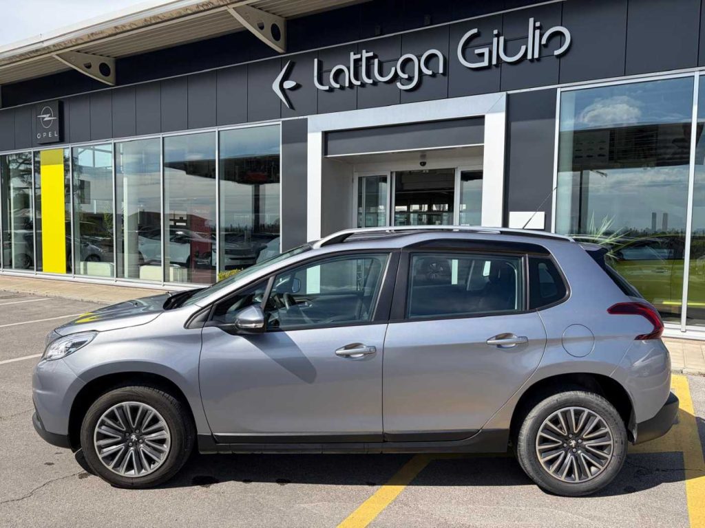 PEUGEOT 2008 1° serie PureTech 82 Allure - 9