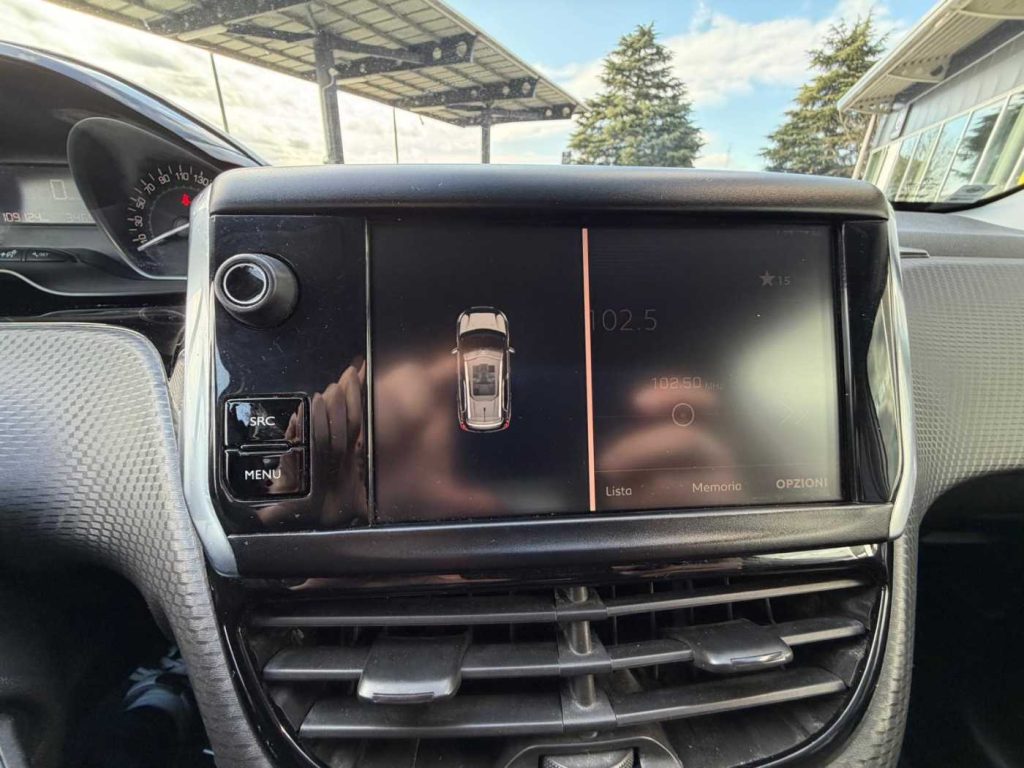 PEUGEOT 2008 1° serie PureTech 82 Allure - 15