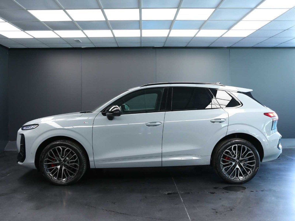 AUDI Q3 TFSI 195 kW quattro S tronic S Line Ed - 10