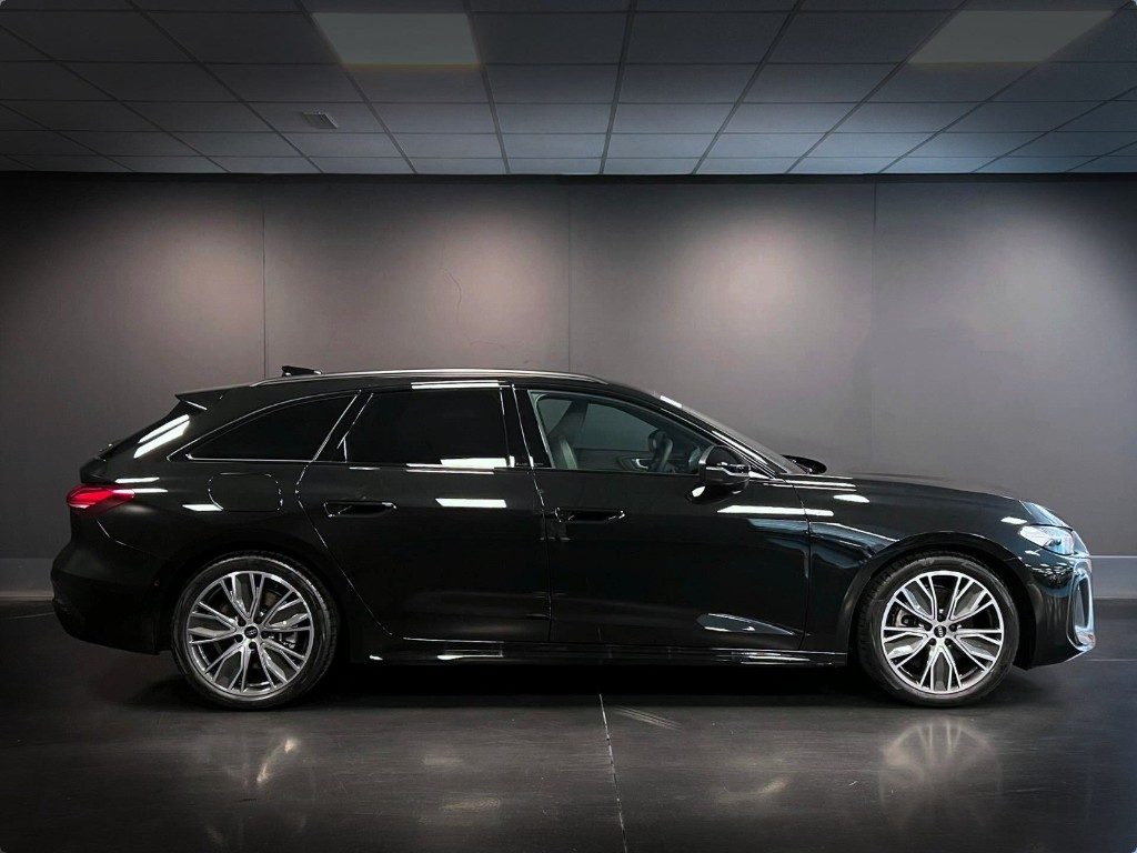 AUDI A5 Avant TFSI 150 kW S tronic S Line edition - 2