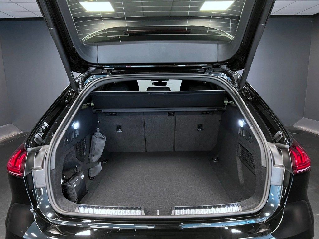 AUDI A5 Avant TFSI 150 kW S tronic S Line edition - 8